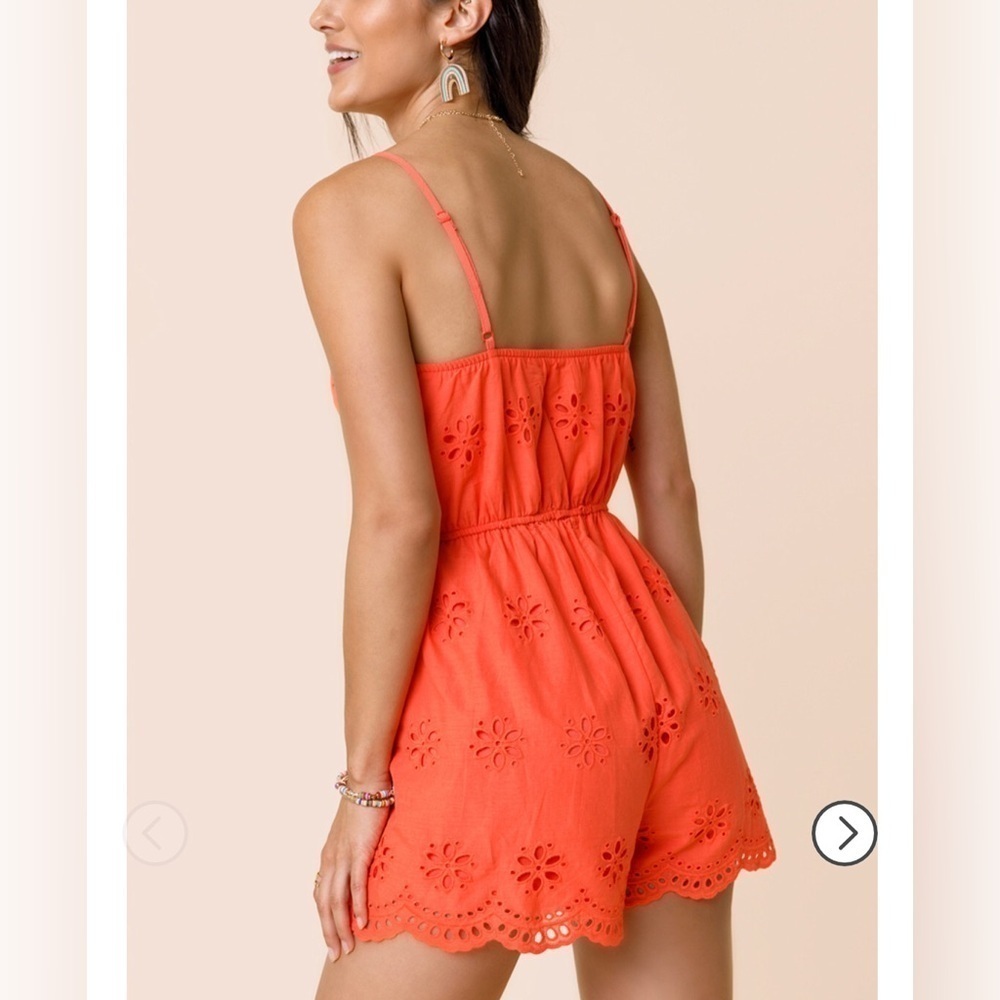 Francesca’s Blue Rain Coral Romper large NWT